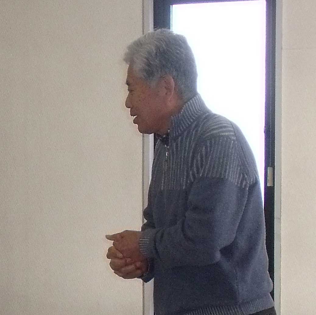 開催の挨拶をする坂本名誉会長