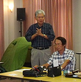 謝辞を述べる坂本さん