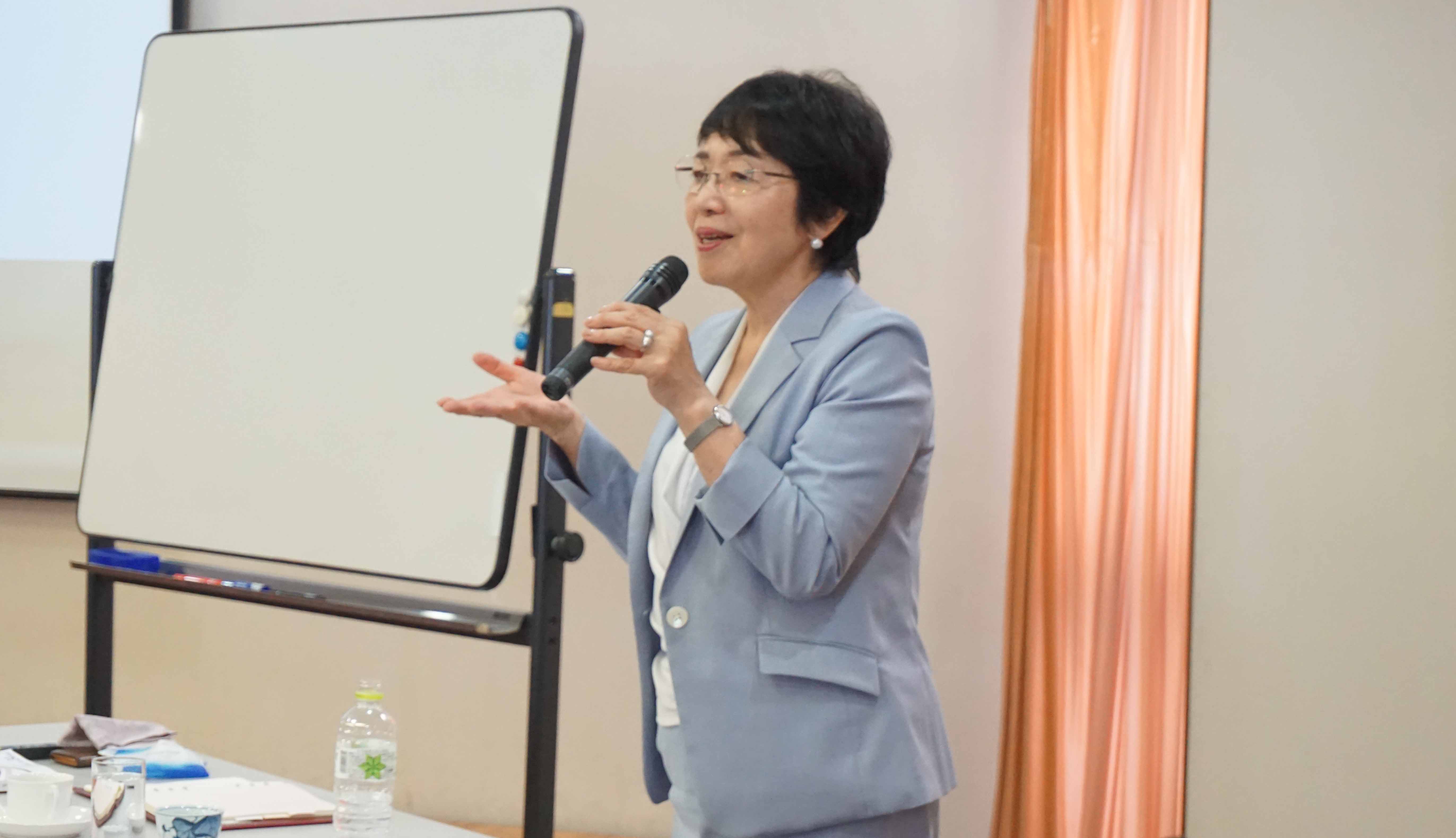 講演会