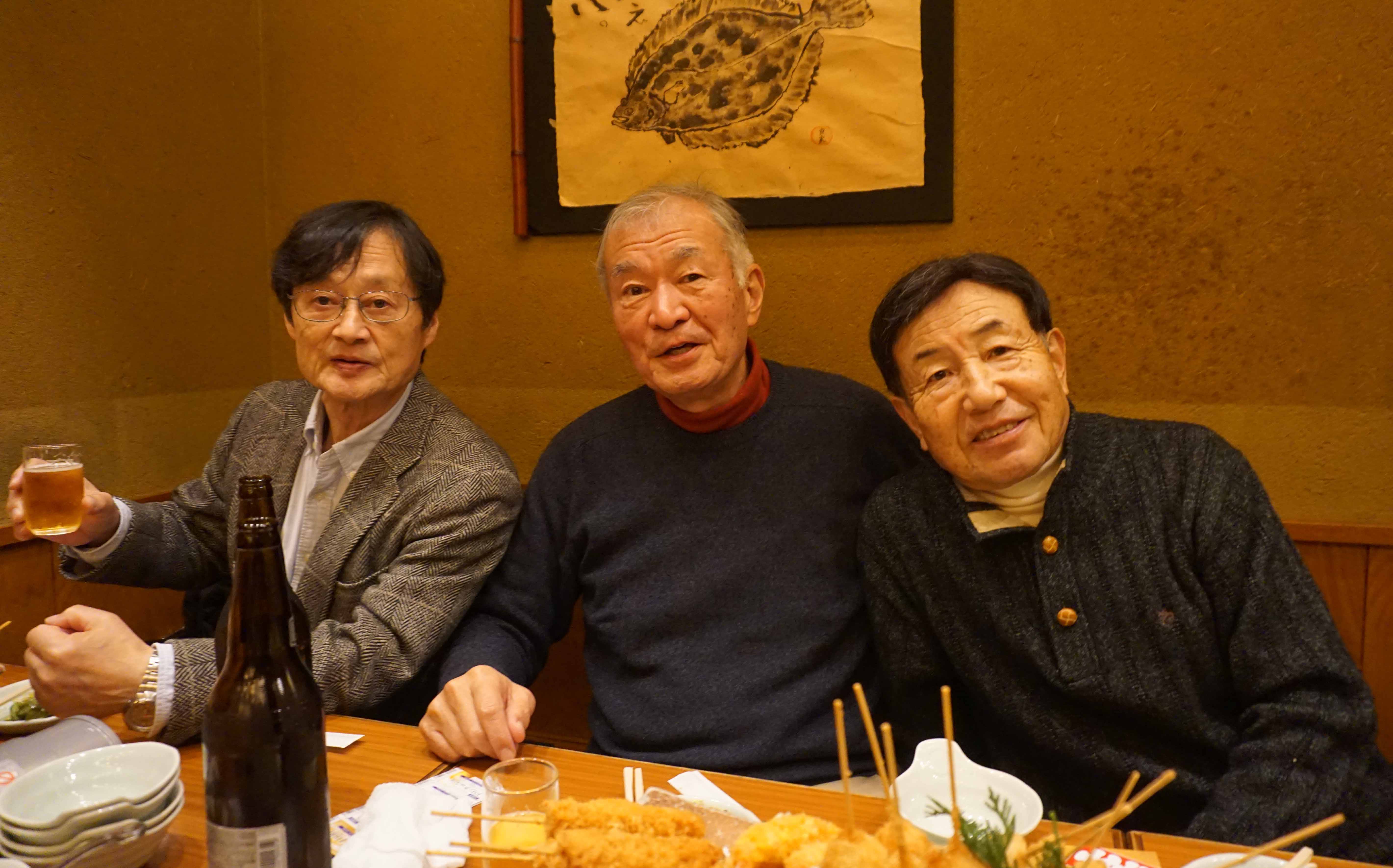 納会