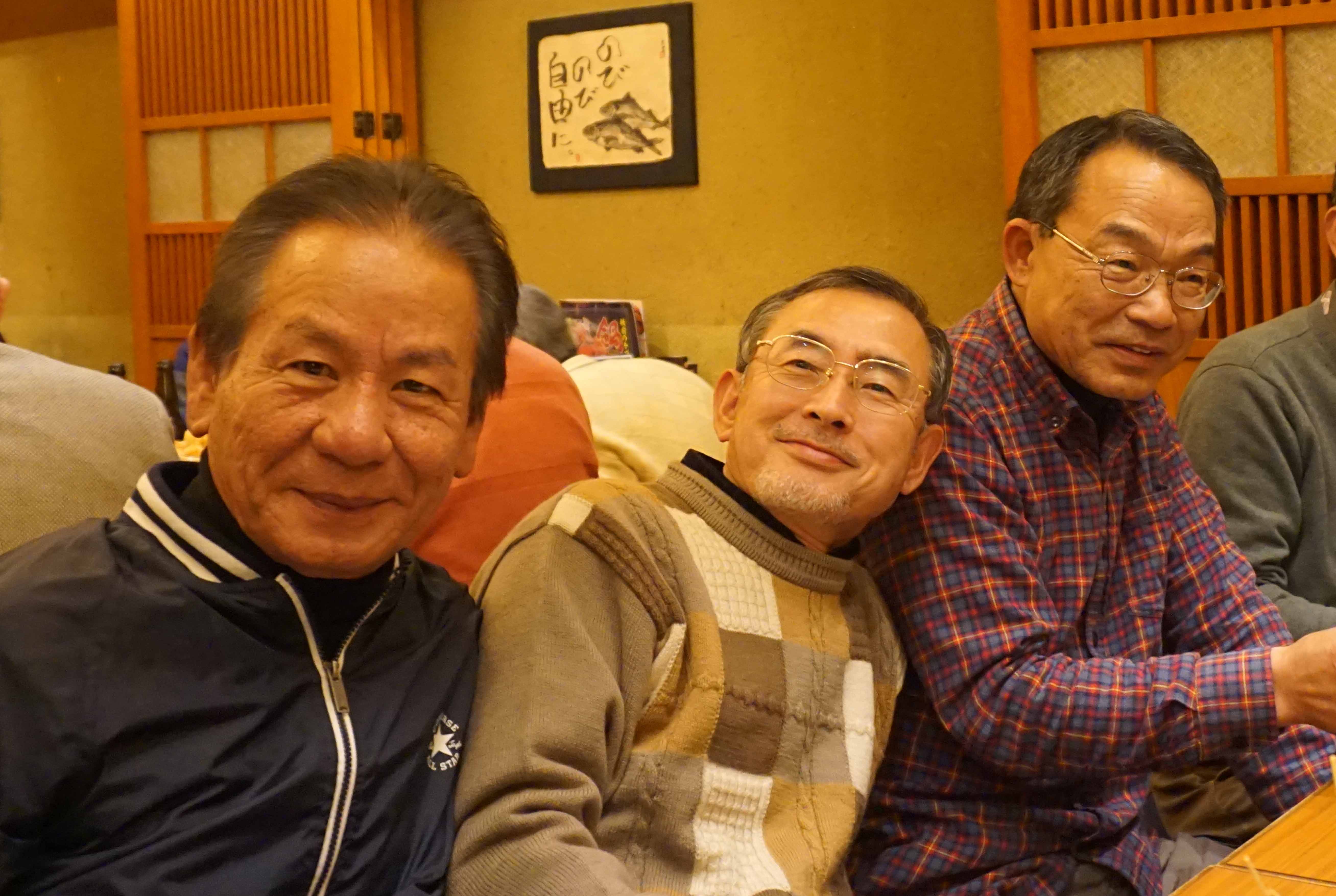 納会