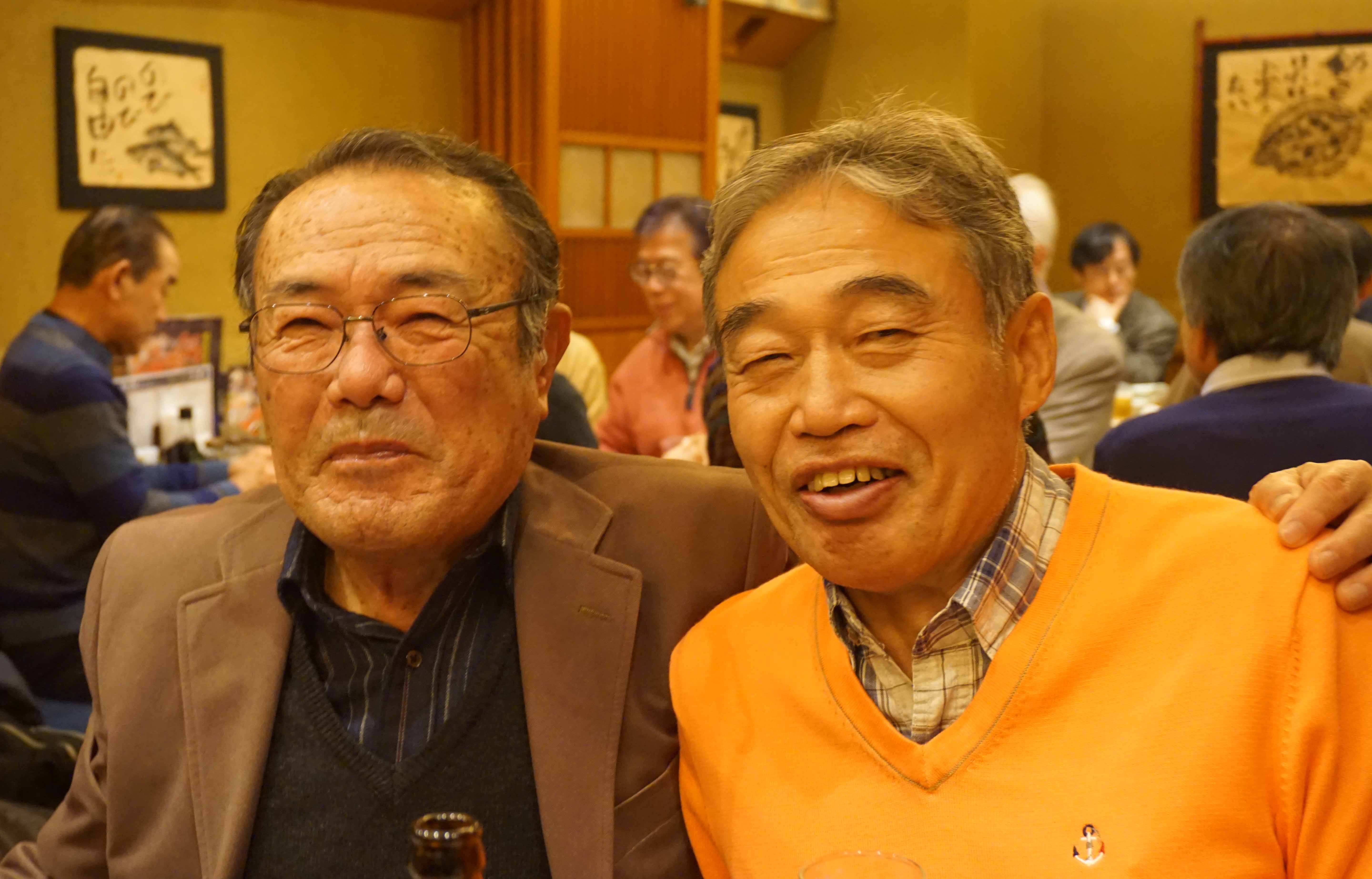 納会