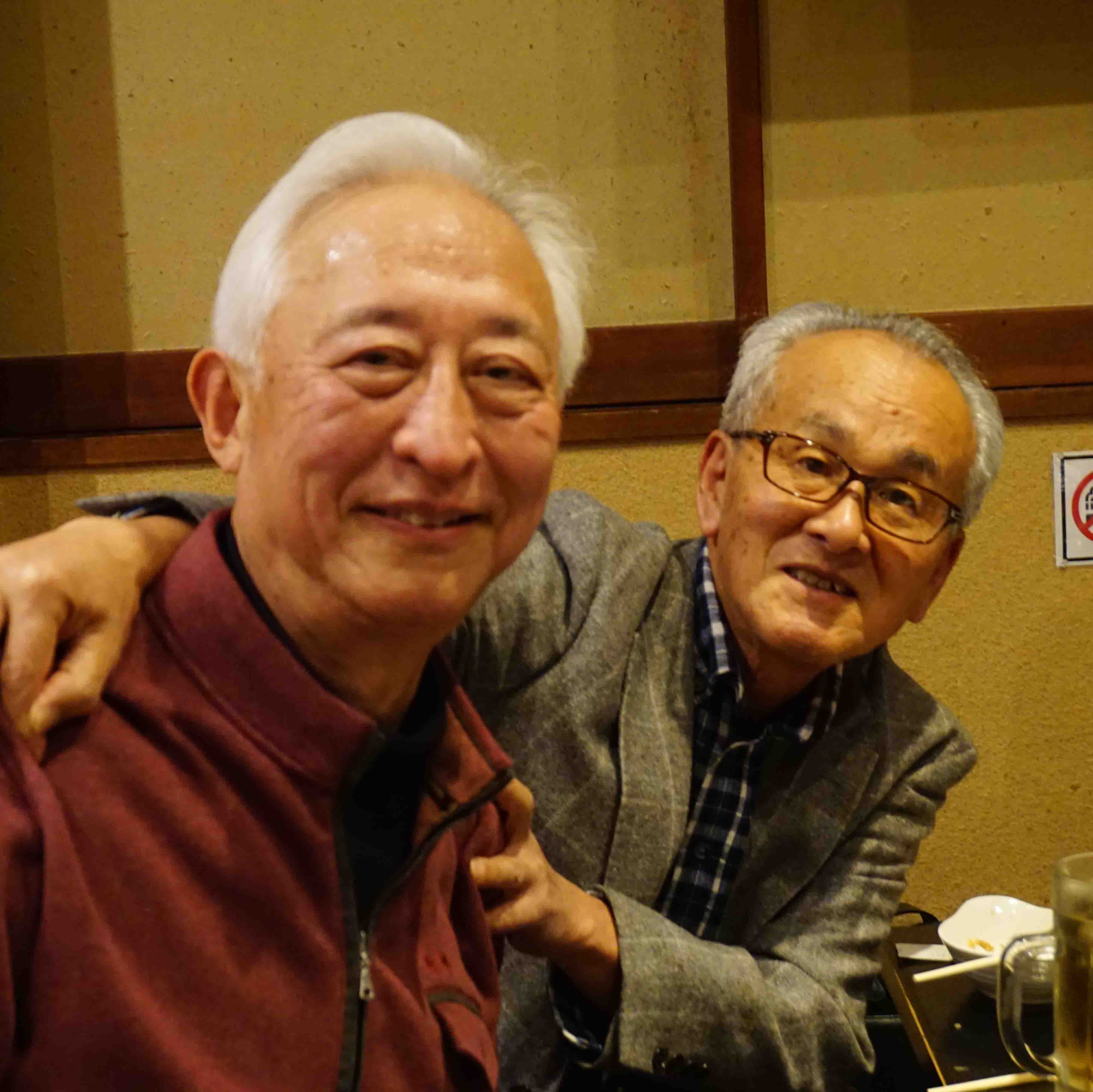 納会